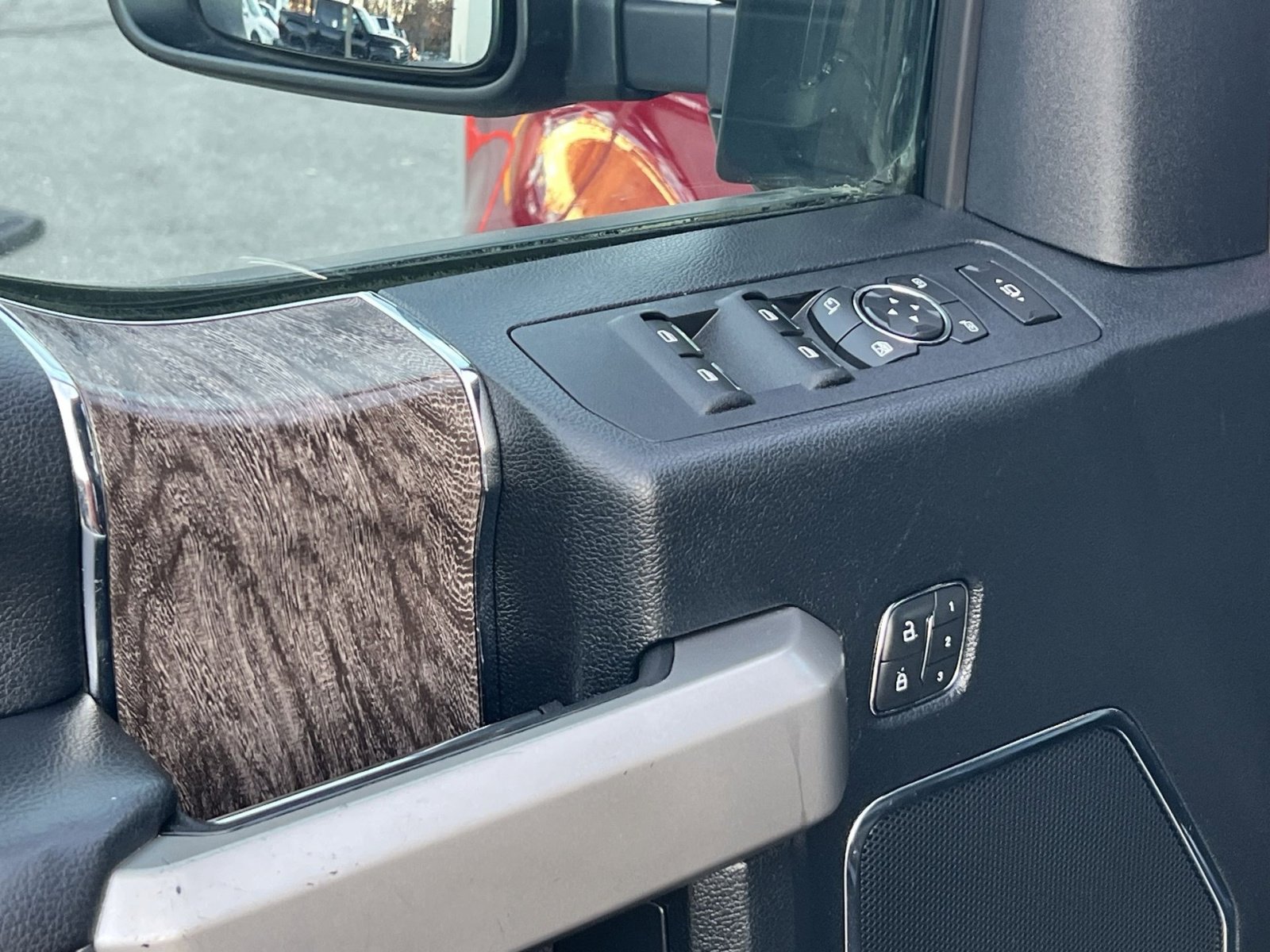 Used 2019 Ford F350 Lariat w/ Lariat Ultimate Package image 15