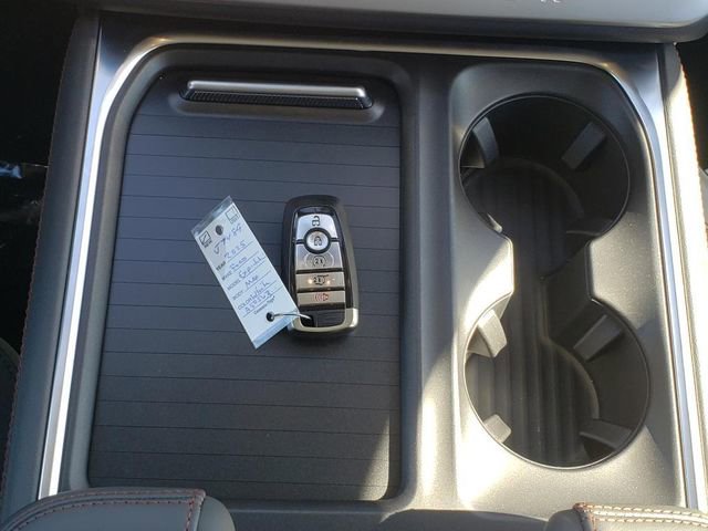 New 2025 Ford Expedition Max Active image 19