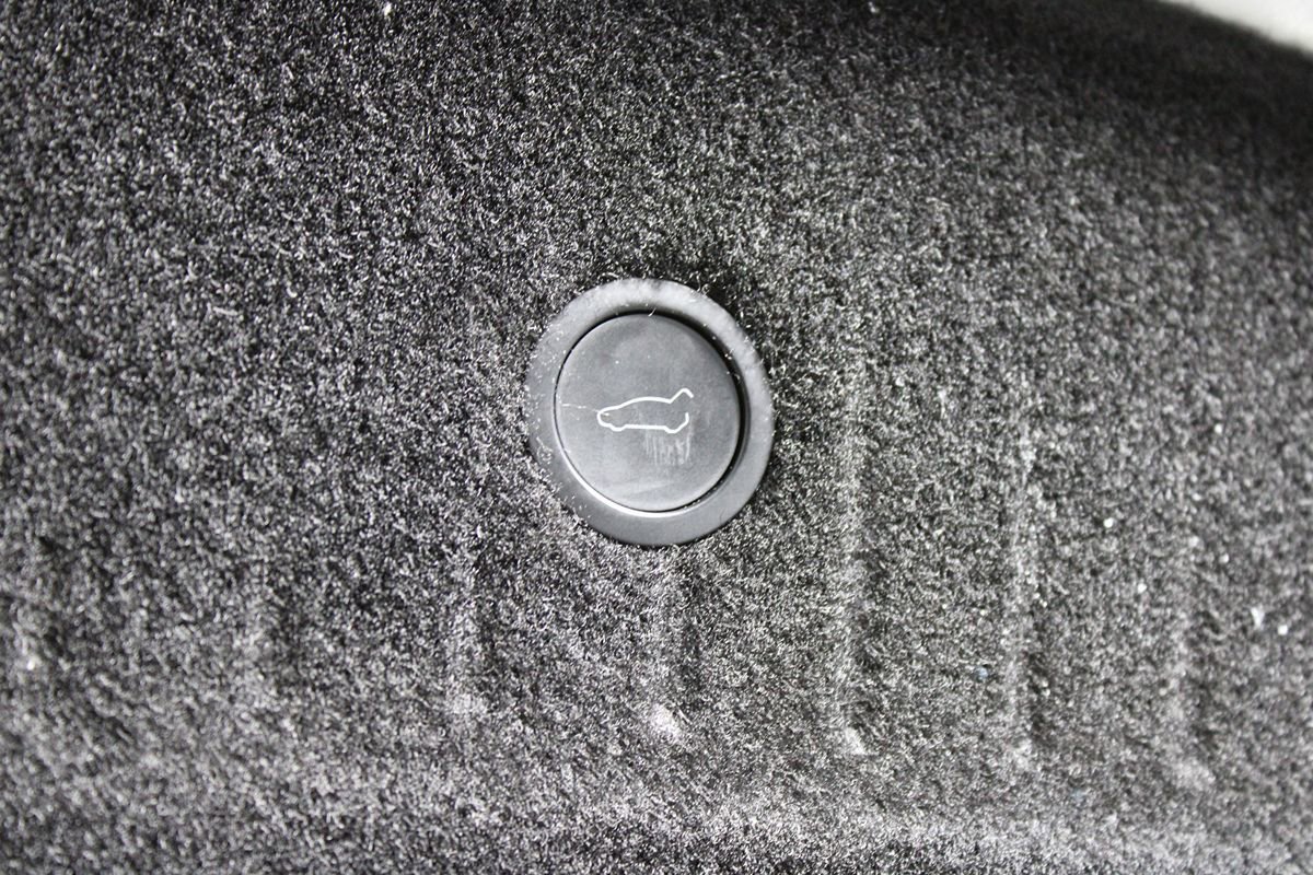 Used 2021 Tesla Model S Plaid AWD/4WD image 19