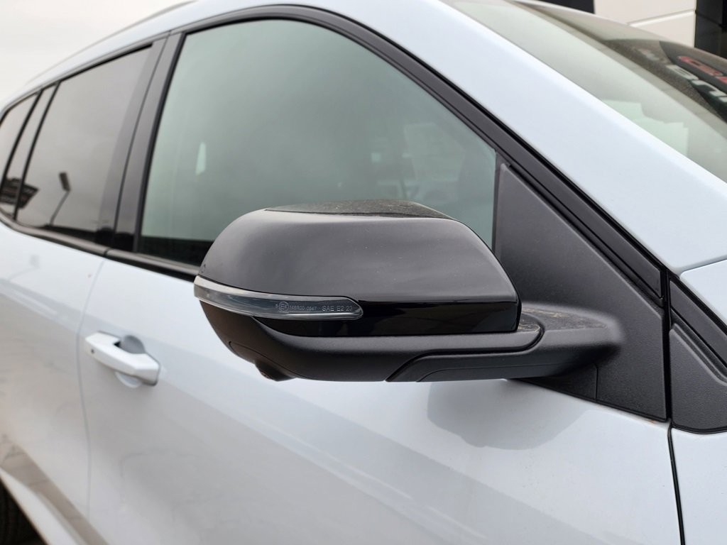 New 2026 GMC Acadia Elevation image 11