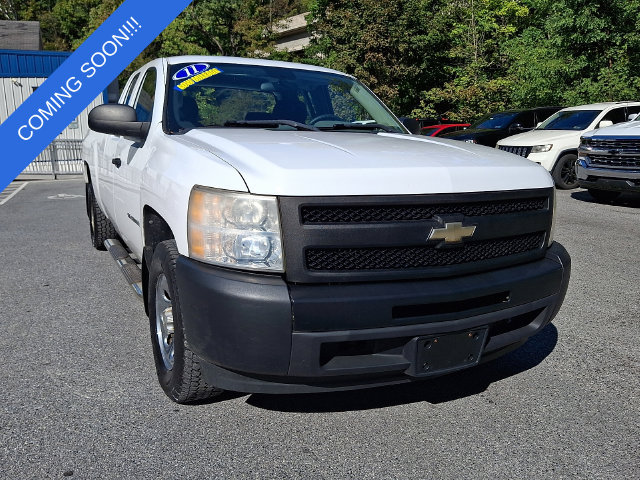 Used 2011 Chevrolet Silverado 1500 W/T RWD image 3