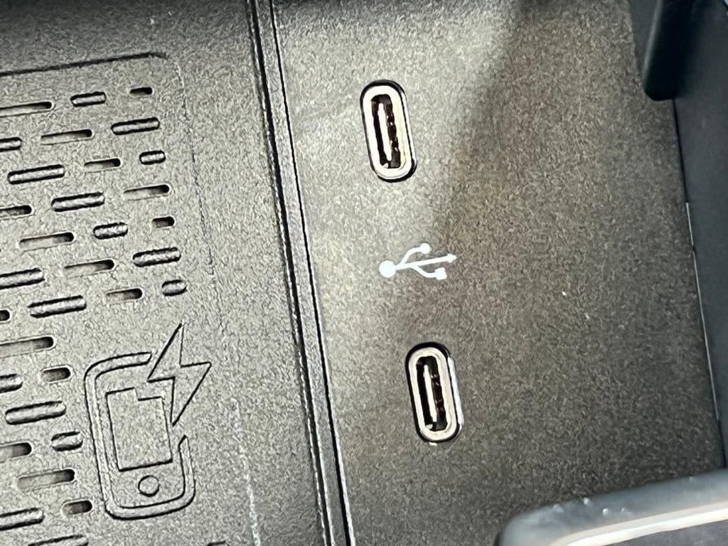 New 2026 Mercedes-Benz GLS 450 4MATIC image 33