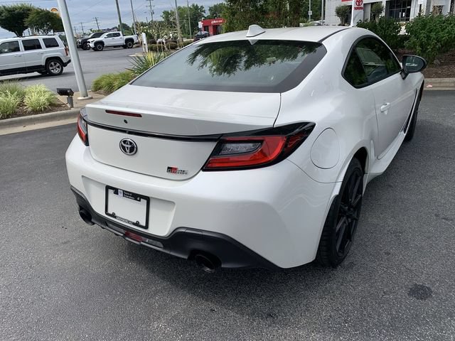 Used 2025 Toyota GR86 w/ Performance Package RWD image 8