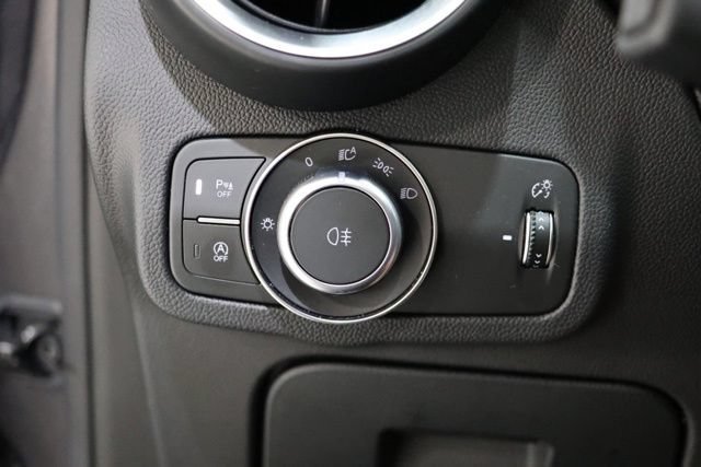 Used 2023 Alfa Romeo Stelvio Ti AWD/4WD image 18