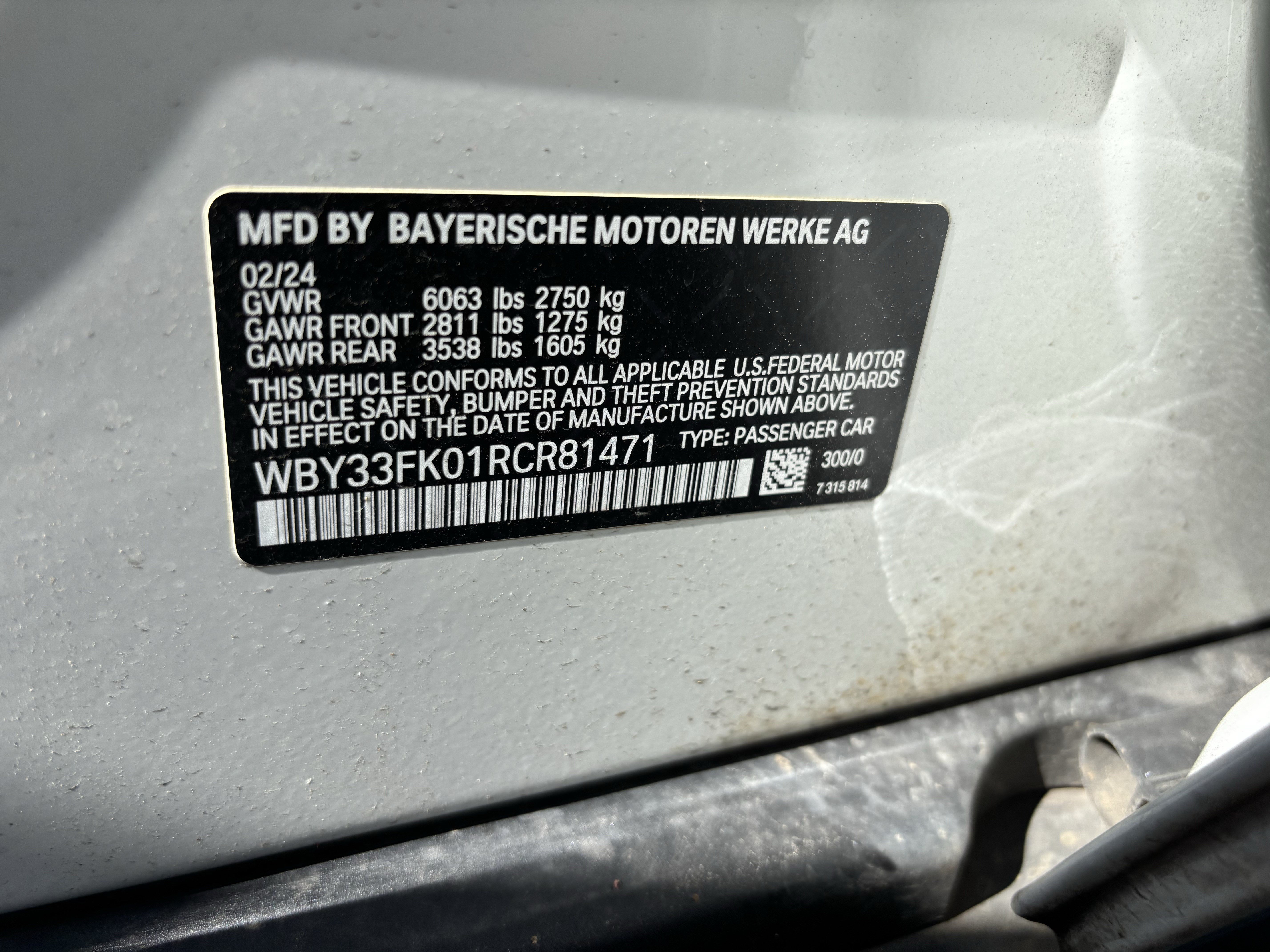 Certified 2024 BMW i5 eDrive40i w/ M Sport Package RWD image 38