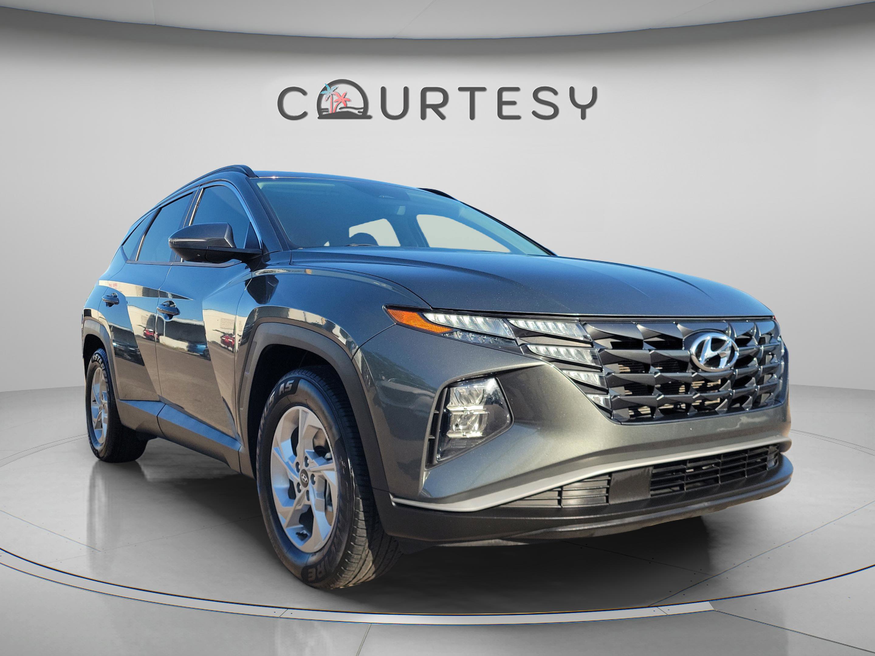 Certified 2022 Hyundai Tucson SEL FWD image 4