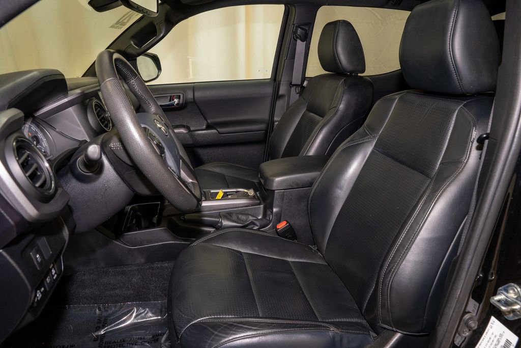 Certified 2020 Toyota Tacoma TRD Sport w/ TRD Premium Sport Package image 9