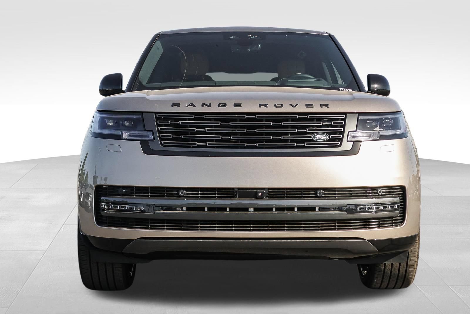 New 2026 Land Rover Range Rover Long Wheelbase SE AWD/4WD image 2