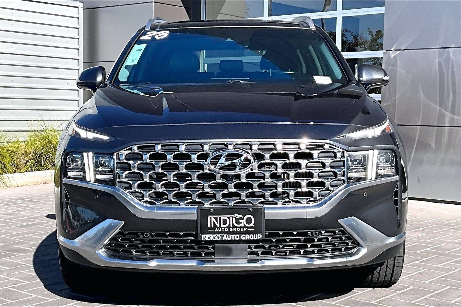 Used 2023 Hyundai Santa Fe Limited image 2