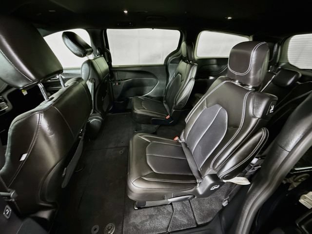 Used 2026 Chrysler Pacifica Select AWD/4WD image 23