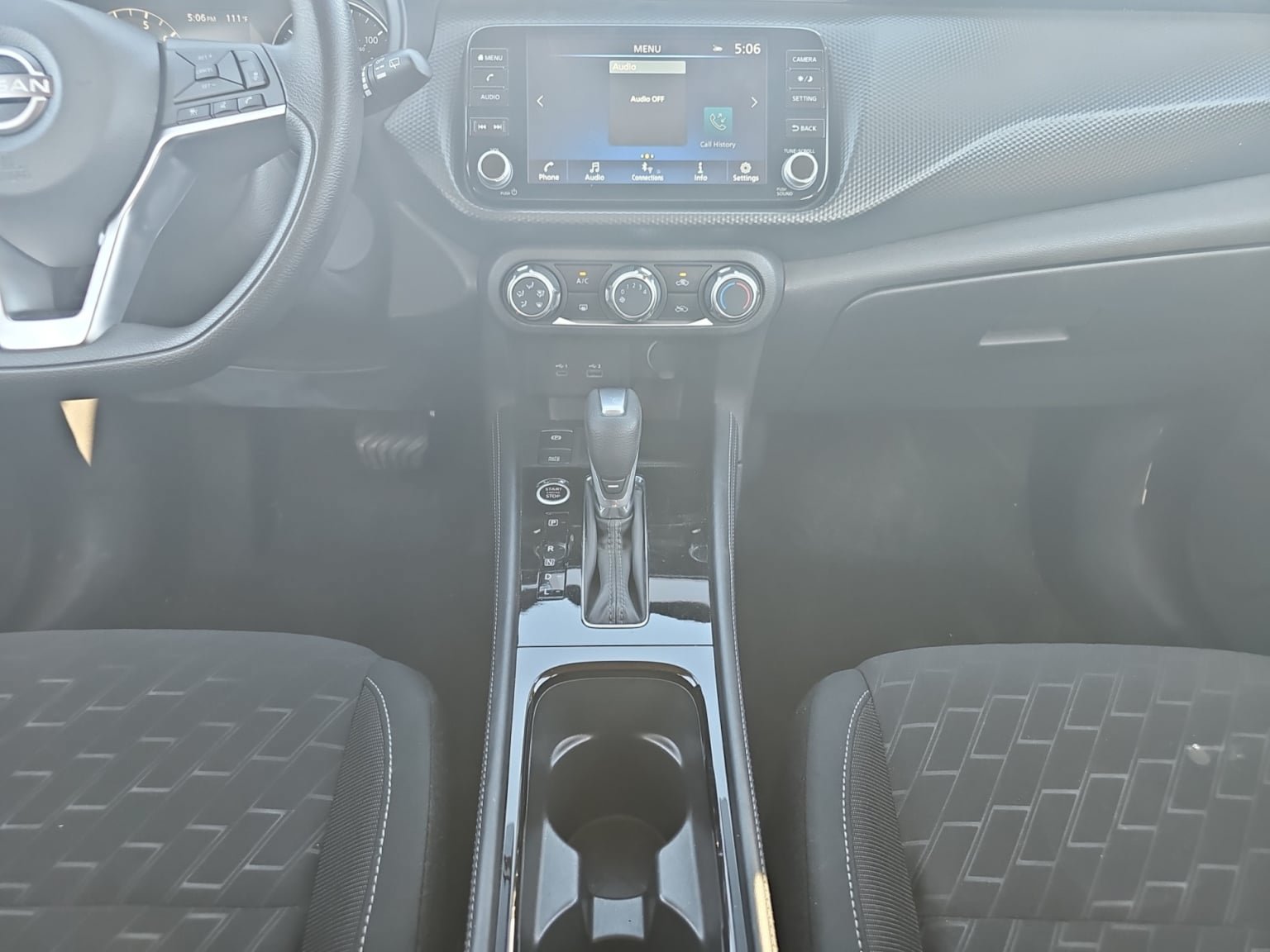 Used 2024 Nissan Kicks SV FWD image 15