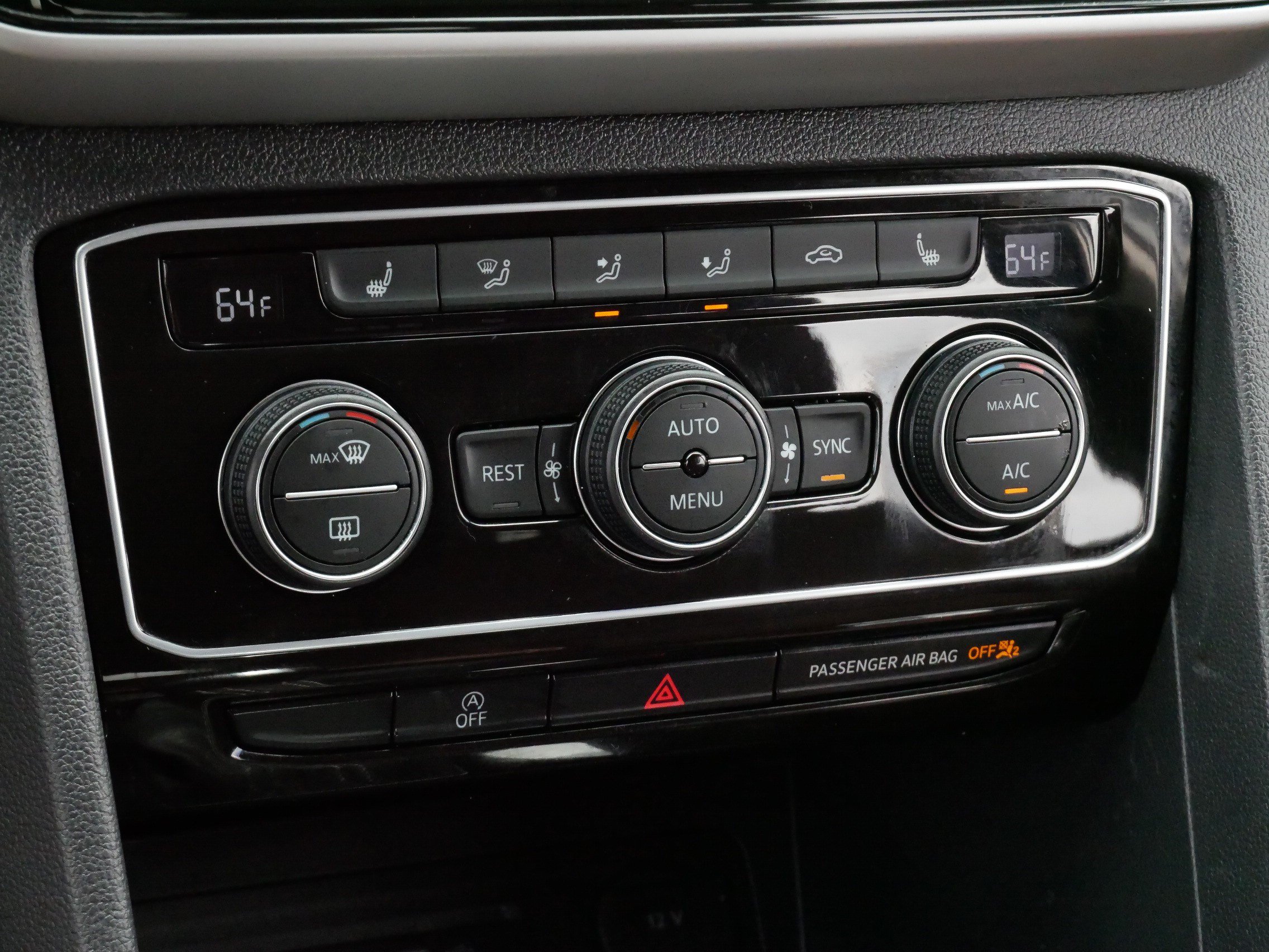 Certified 2023 Volkswagen Atlas SE AWD/4WD image 23