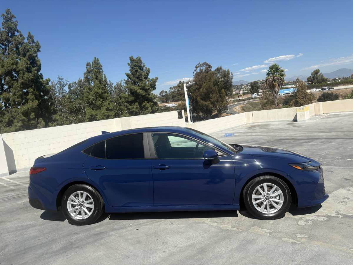 Used 2025 Toyota Camry LE FWD image 29