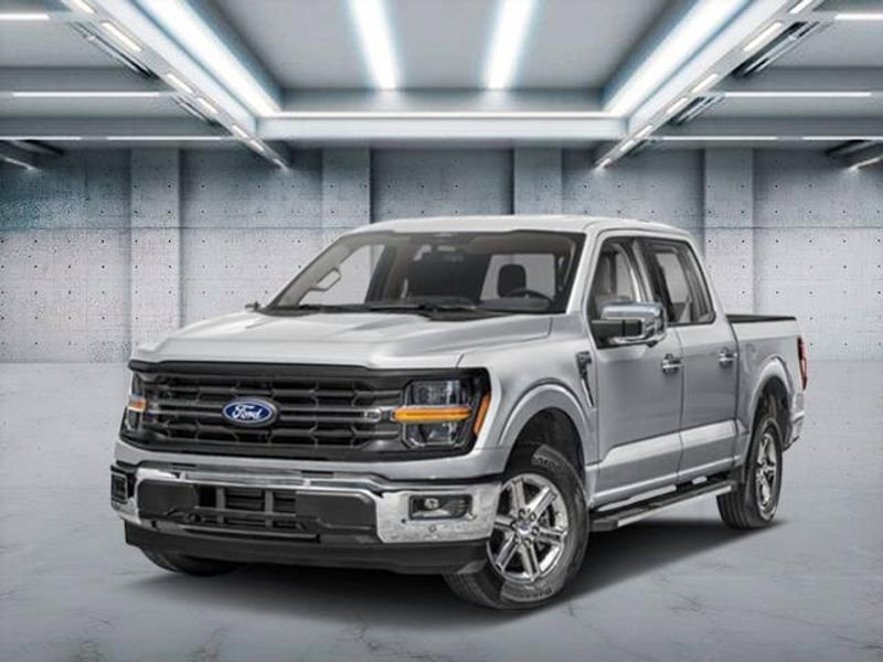 New 2025 Ford F150 XLT w/ Equipment Group 302A MID