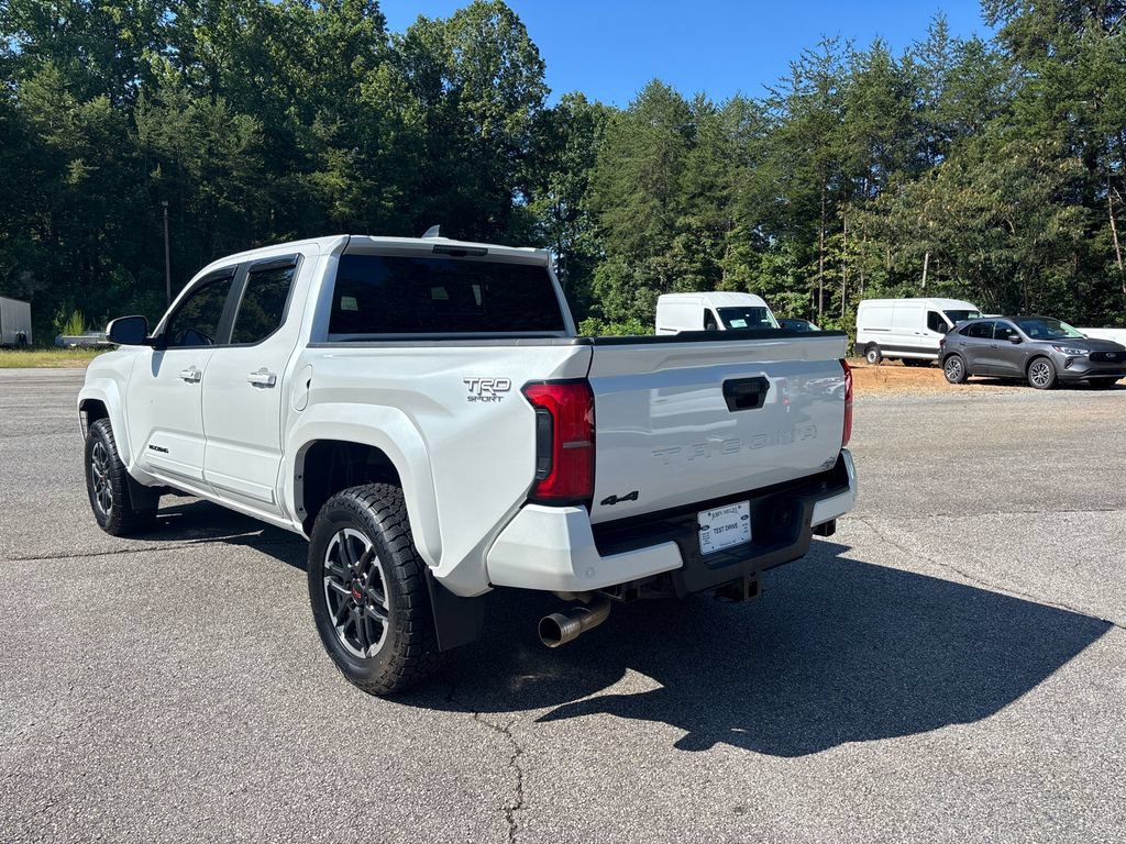 Used 2024 Toyota Tacoma TRD Sport w/ TRD Sport Upgrade Package AWD/4WD image 7