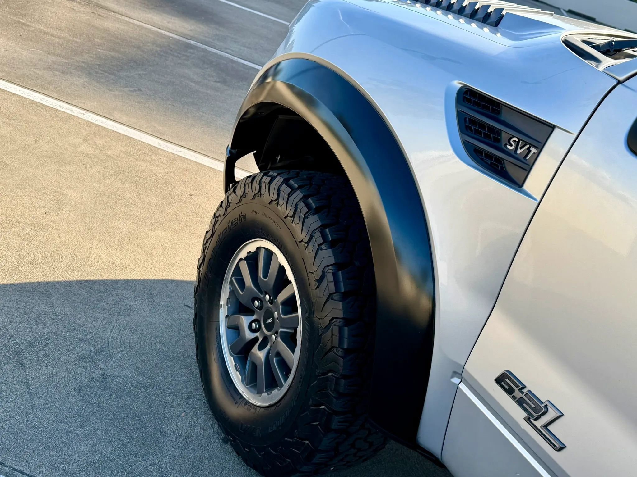 Used 2011 Ford F150 Raptor w/ Raptor Luxury Pkg AWD/4WD image 22