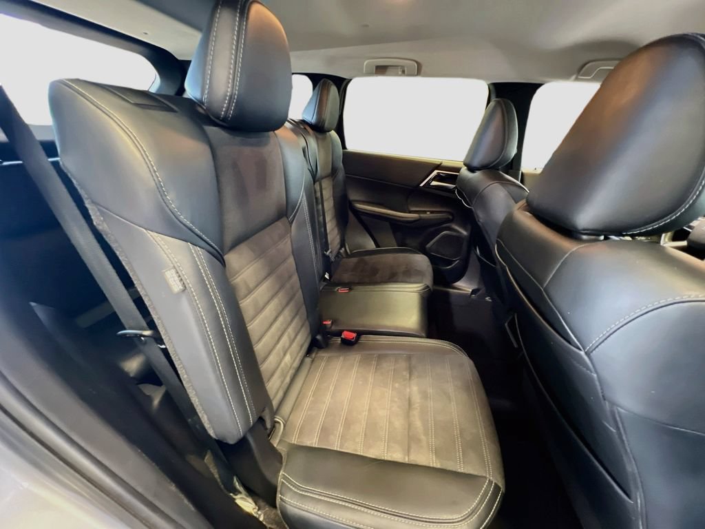 Used 2024 Mitsubishi Outlander SE AWD/4WD image 27