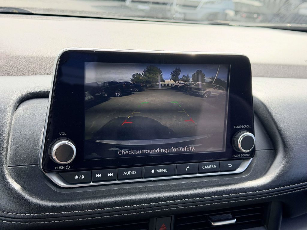 Used 2023 Nissan Rogue SV AWD/4WD image 18