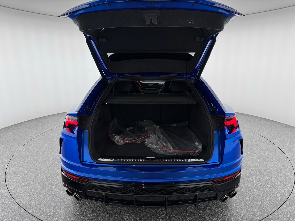 Used 2022 Lamborghini Urus image 38