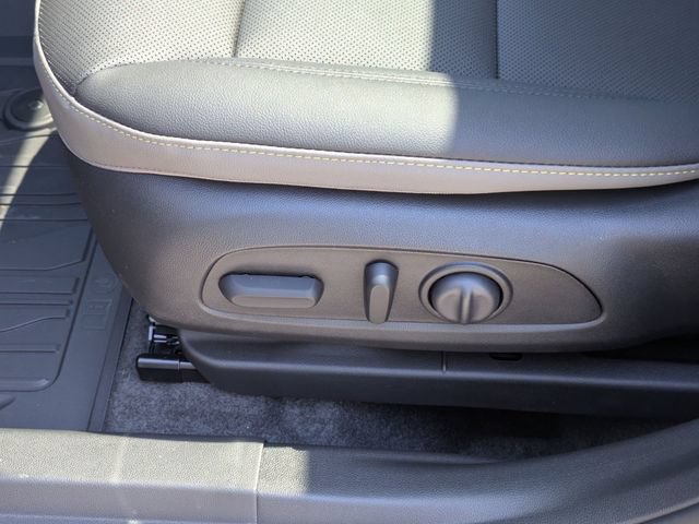 New 2026 Chevrolet Trax ACTIV w/ Sunroof Package FWD image 11