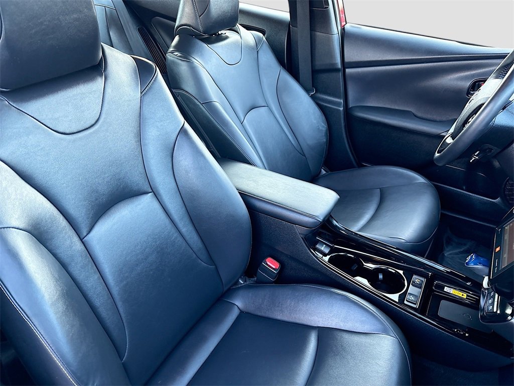 Used 2020 Toyota Prius Prime Limited image 27