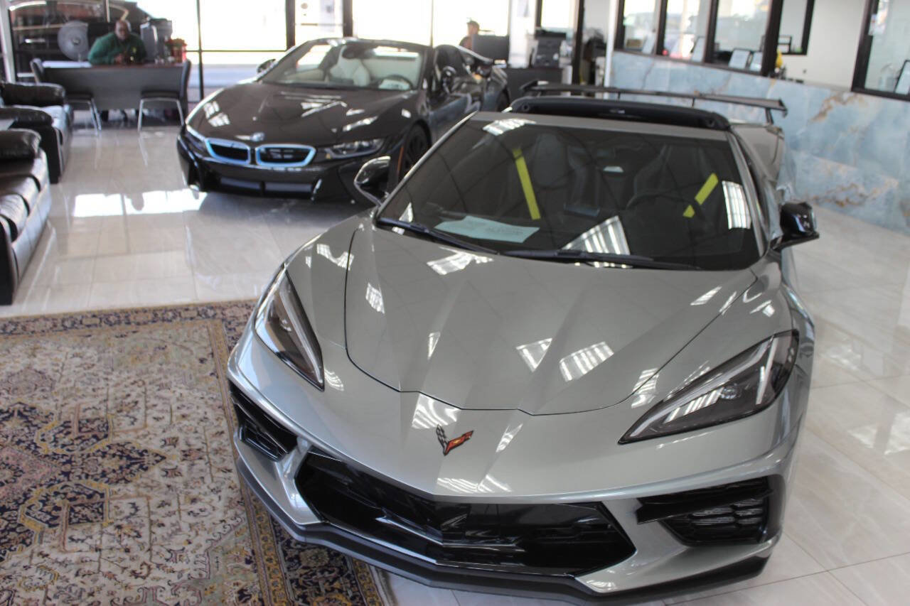 Used 2018 McLaren 570S Spider RWD image 24