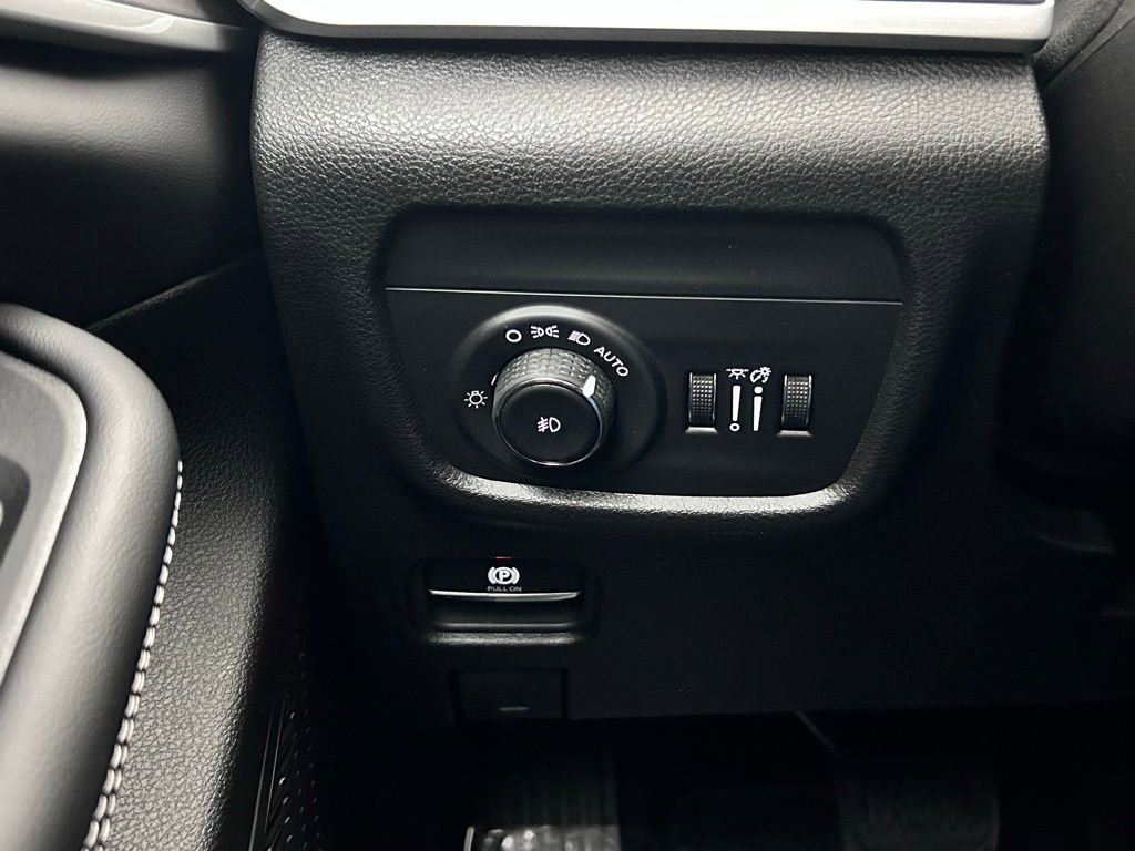 New 2025 Jeep Grand Cherokee Limited image 19