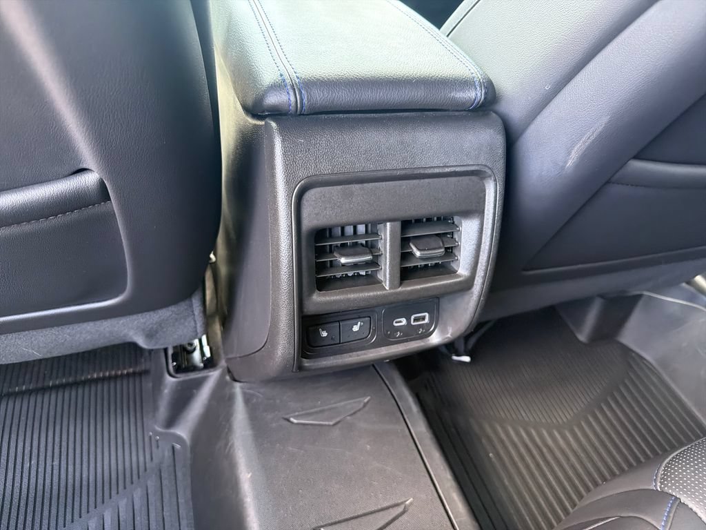 Certified 2024 Cadillac XT4 Sport AWD/4WD image 34
