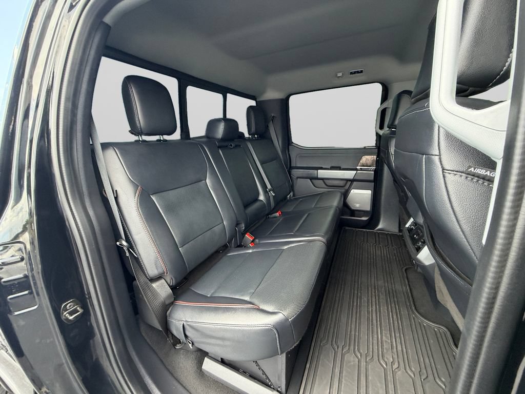 Used 2023 Ford F250 Lariat w/ Sport Appearance Package AWD/4WD image 18
