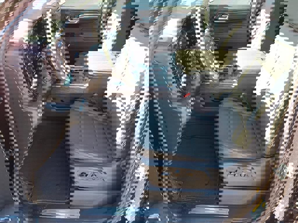 New 2026 GMC Sierra 1500 SLT w/ SLT Premium Package image 7