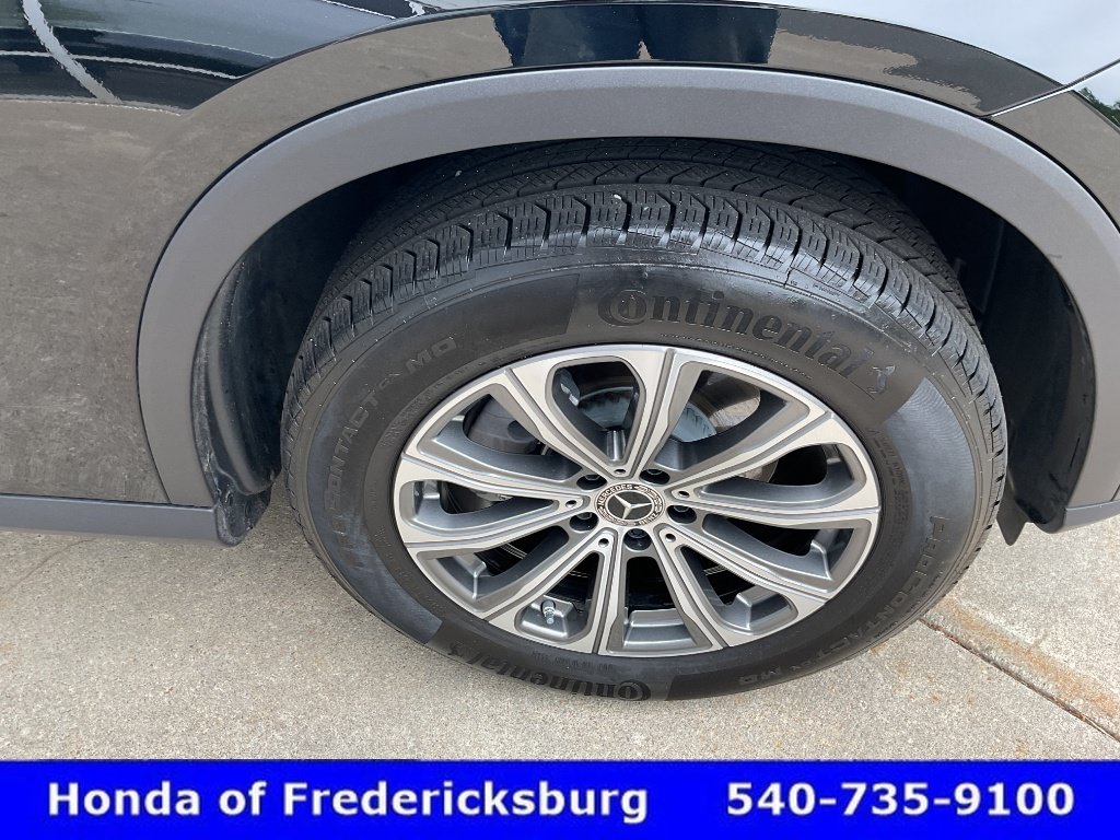 Used 2025 Mercedes-Benz GLC 300 4MATIC image 13