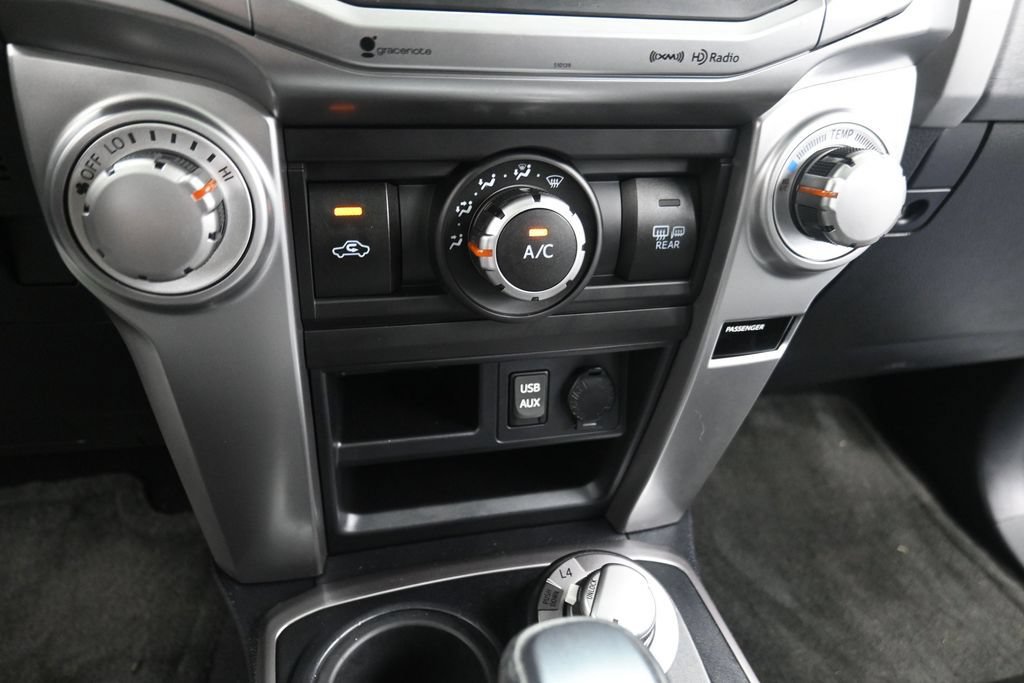 Used 2018 Toyota 4Runner SR5 Premium AWD/4WD image 13