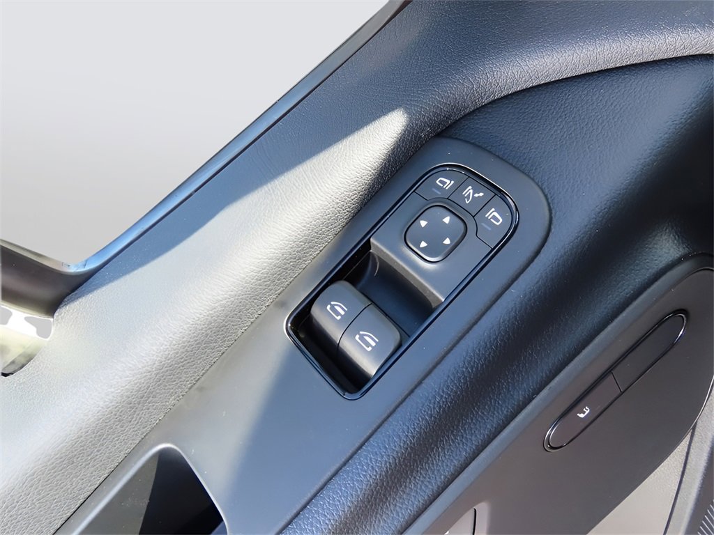 Used 2024 Mercedes-Benz Sprinter 2500 image 55