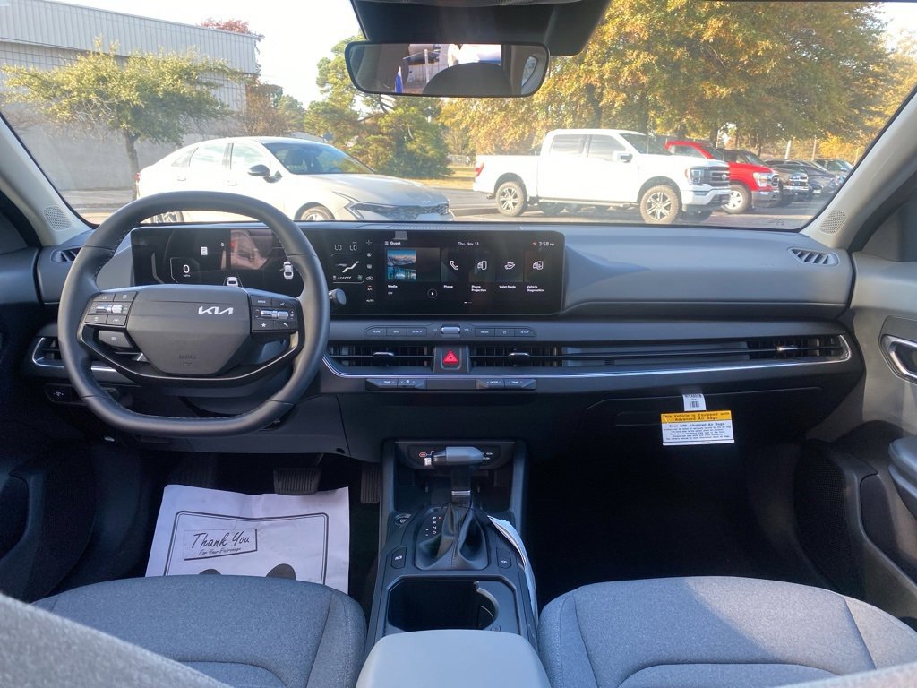 New 2025 Kia K4 EX image 27