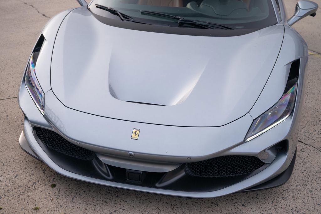 Certified 2020 Ferrari F8 Tributo image 9