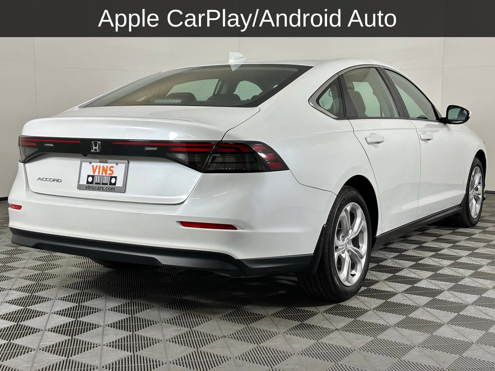 Used 2025 Honda Accord LX image 4