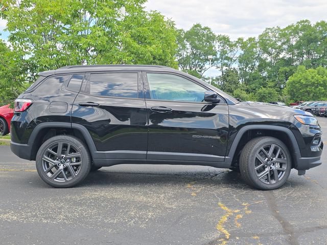 New 2026 Jeep Compass Limited w/ Sun, Sound & Navigation Group AWD/4WD image 29