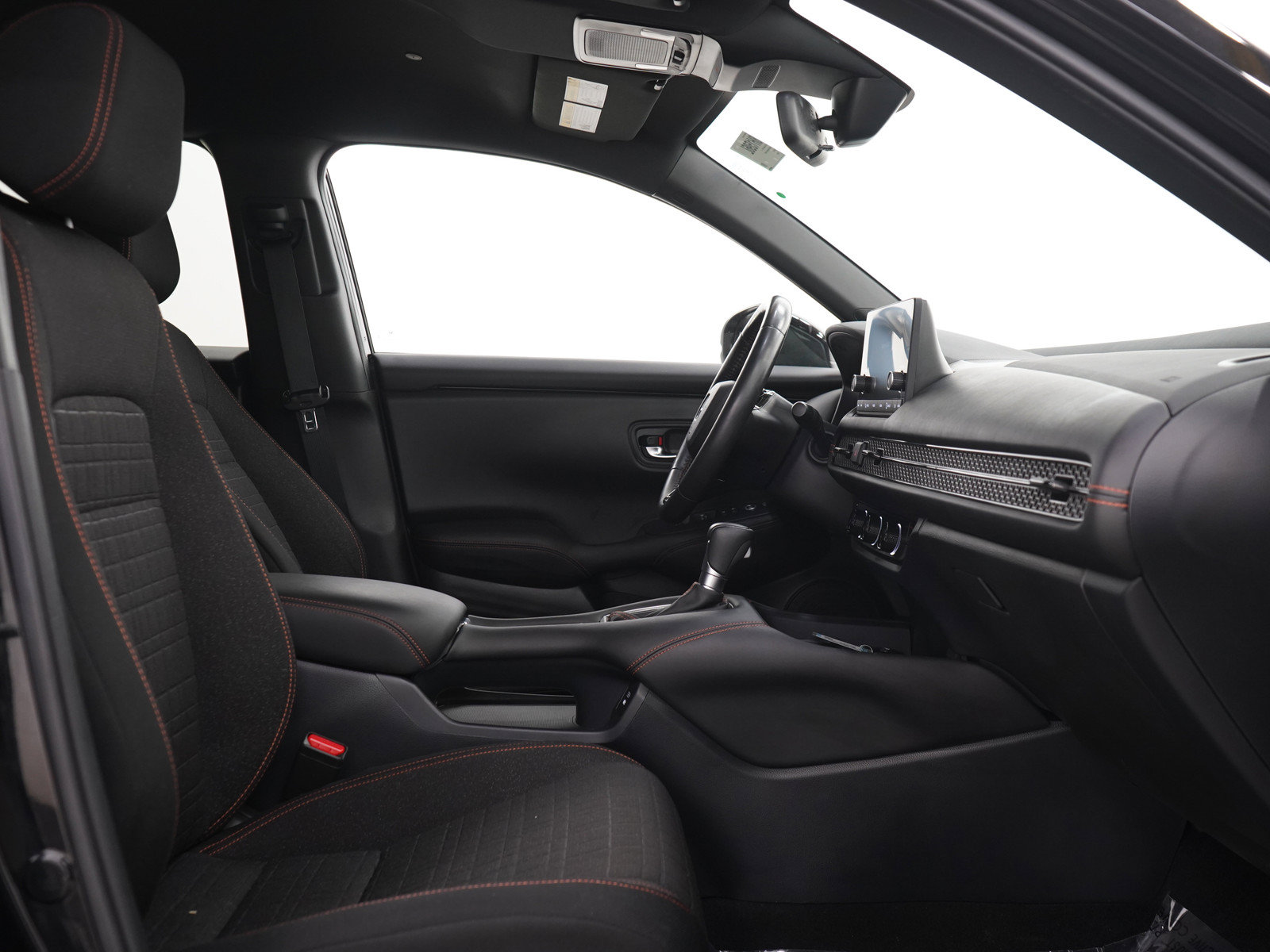Used 2024 Honda HR-V Sport image 11