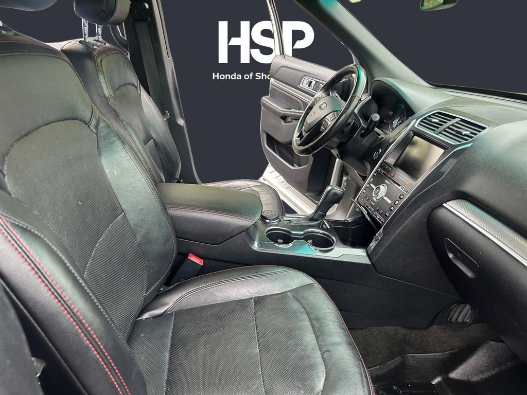 Used 2016 Ford Explorer Sport w/ Equipment Group 401A AWD/4WD image 15