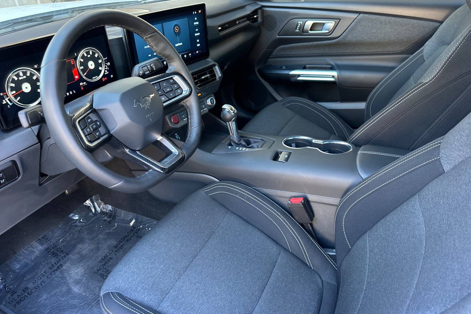 Used 2025 Ford Mustang Coupe RWD image 10