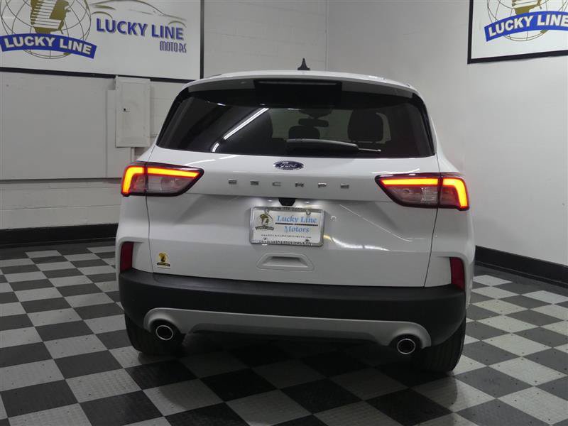 Used 2022 Ford Escape SE w/ Cold Weather Package AWD/4WD image 8