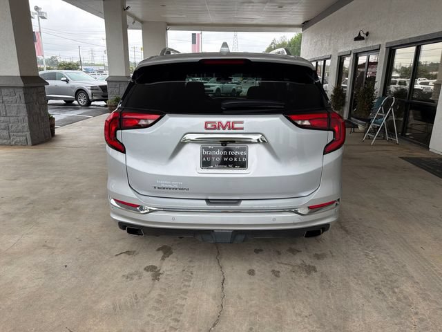 Used 2020 GMC Terrain Denali w/ LPO, Floor Liner Package FWD image 7