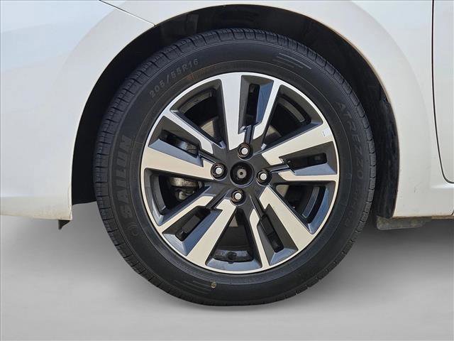 Used 2024 Nissan Versa SV FWD image 23