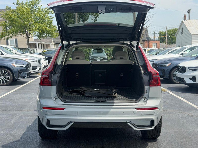 Certified 2026 Volvo XC60 B5 Ultra AWD/4WD image 5