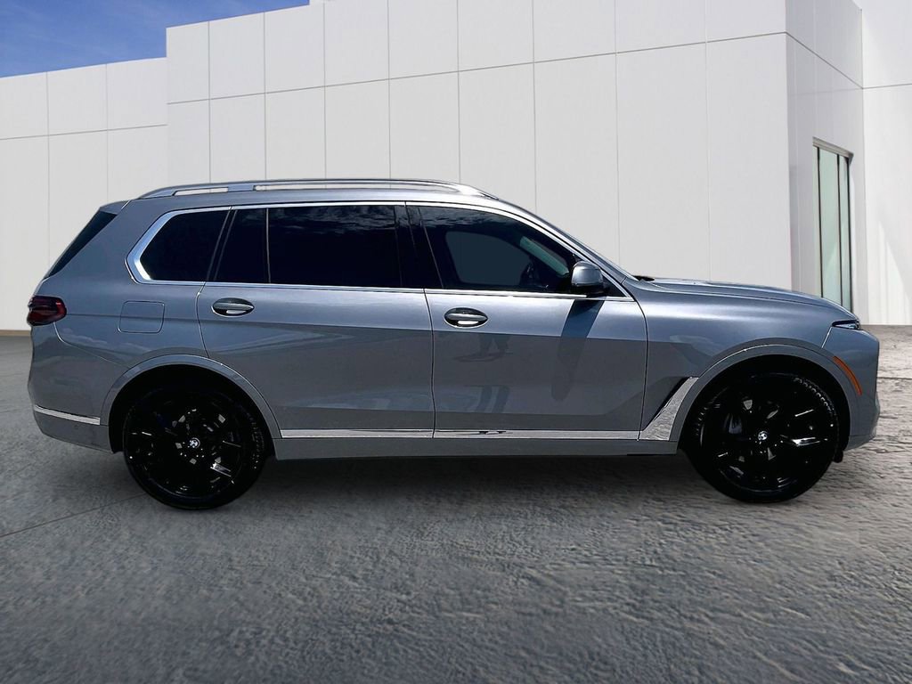 Used 2023 BMW X7 xDrive40i w/ Premium Package AWD/4WD image 8