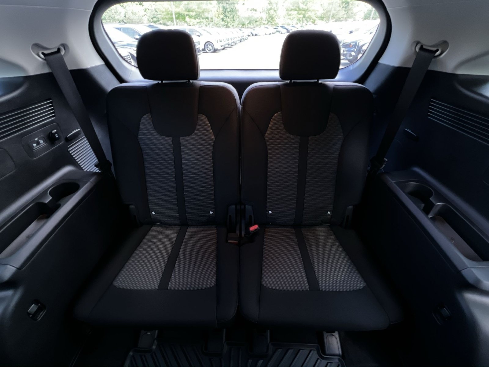 New 2026 Kia Sorento LX FWD image 30