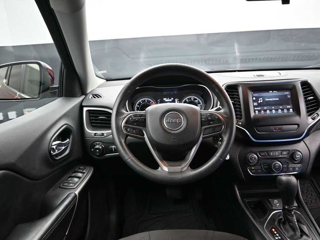 Used 2019 Jeep Cherokee Latitude w/ Popular Appearance Group image 30