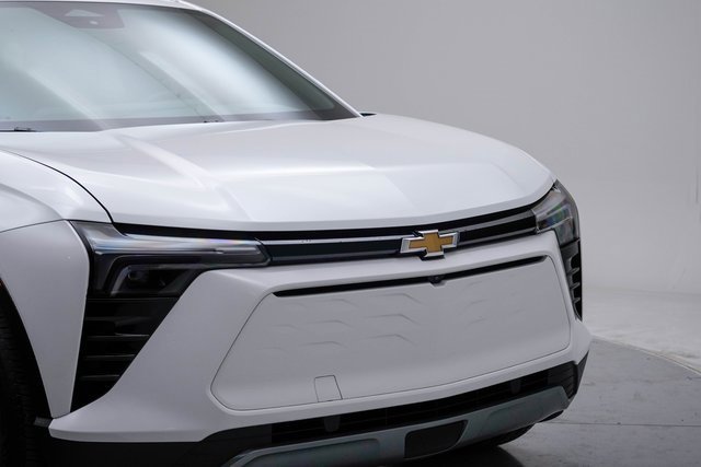 Used 2024 Chevrolet Blazer EV LT image 12