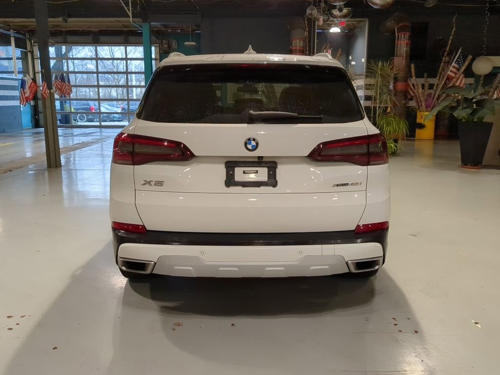 Used 2023 BMW X5 xDrive40i w/ Premium Package image 6