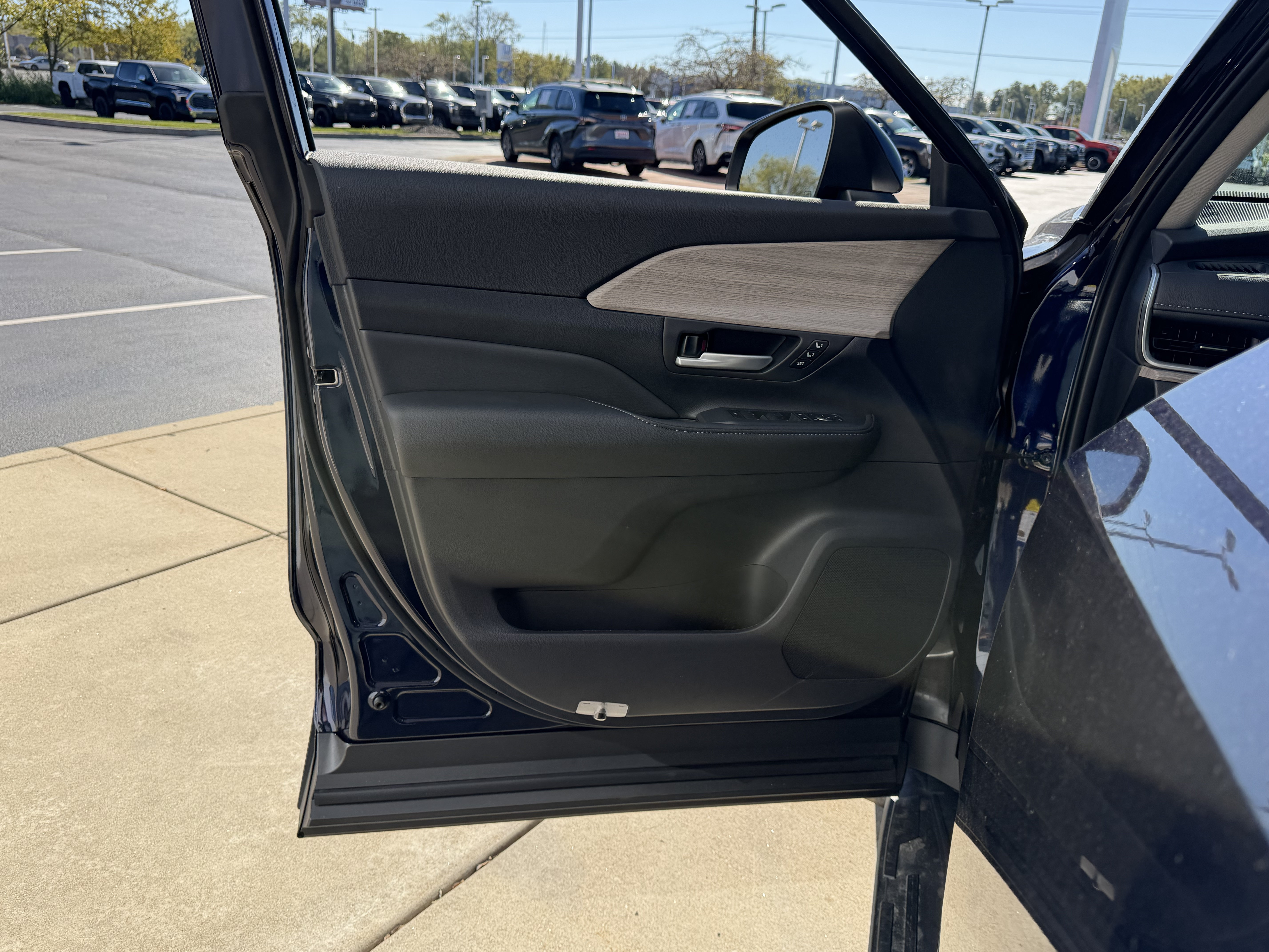 New 2026 Toyota Grand Highlander AWD image 16